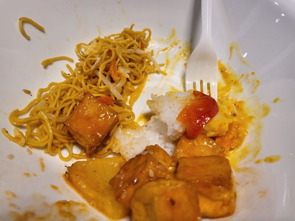 Crispy Egg Noodle Combo