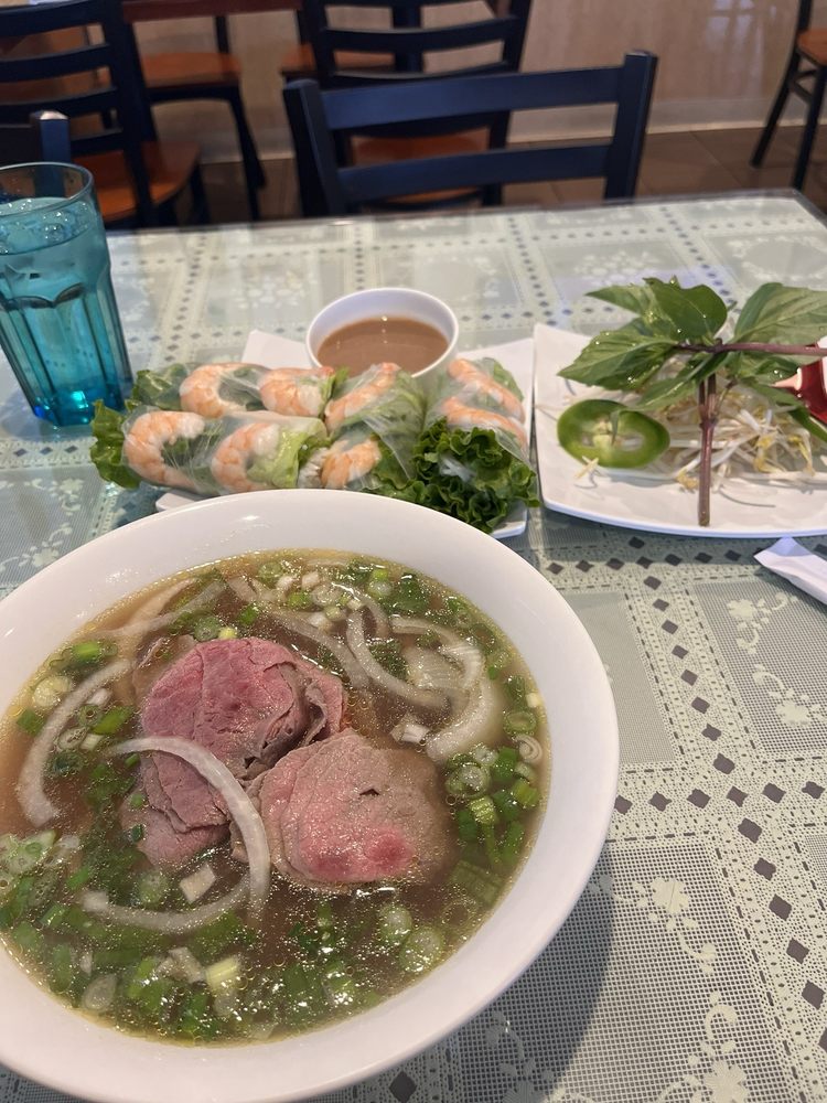 Pho Tai