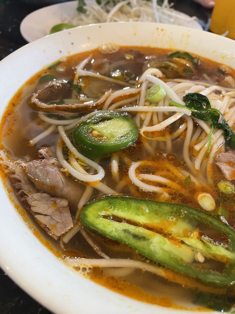 Spicy Noodle Soup Bun Bo Hue