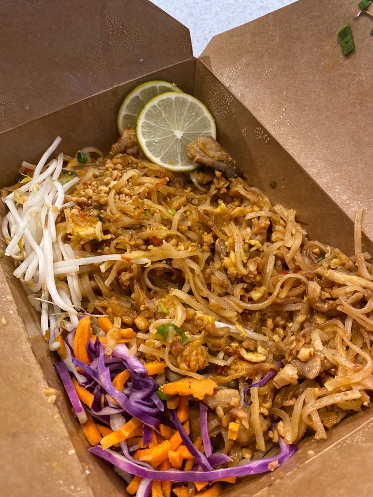 Chicken Phad Thai