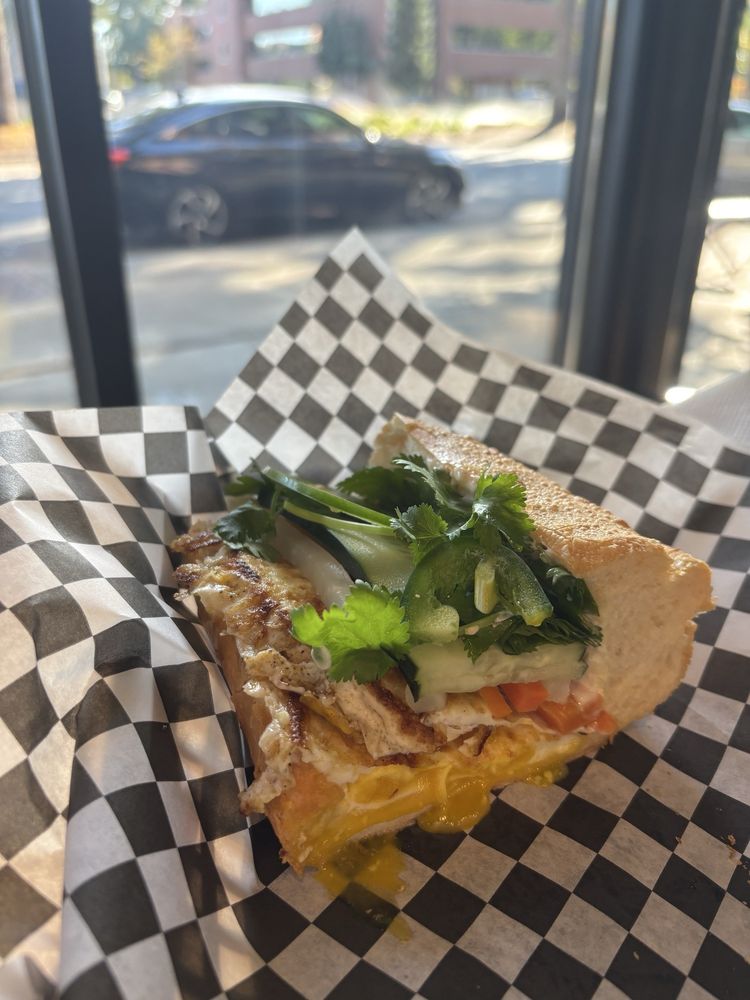 Egg Banh Mi