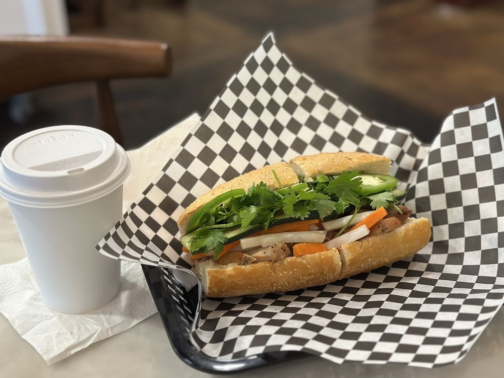 Chicken Banh Mi
