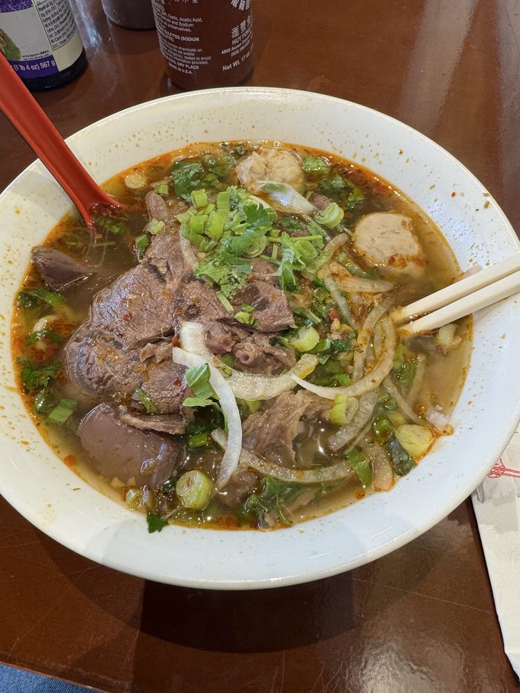 Bun Bo Hue