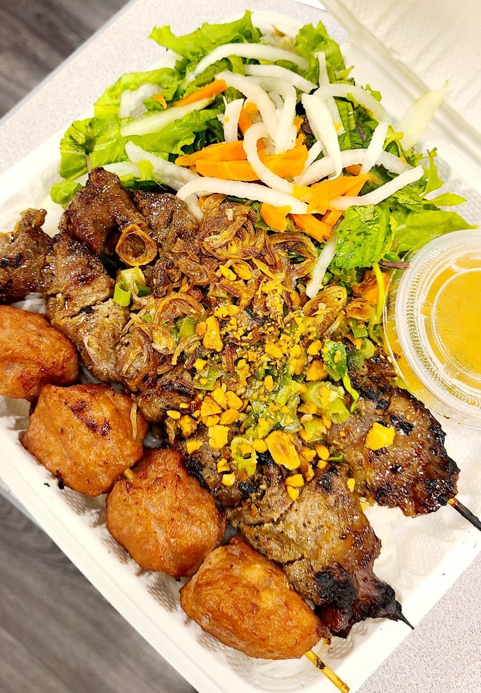 Banh Hoi Thit Nuong Khay