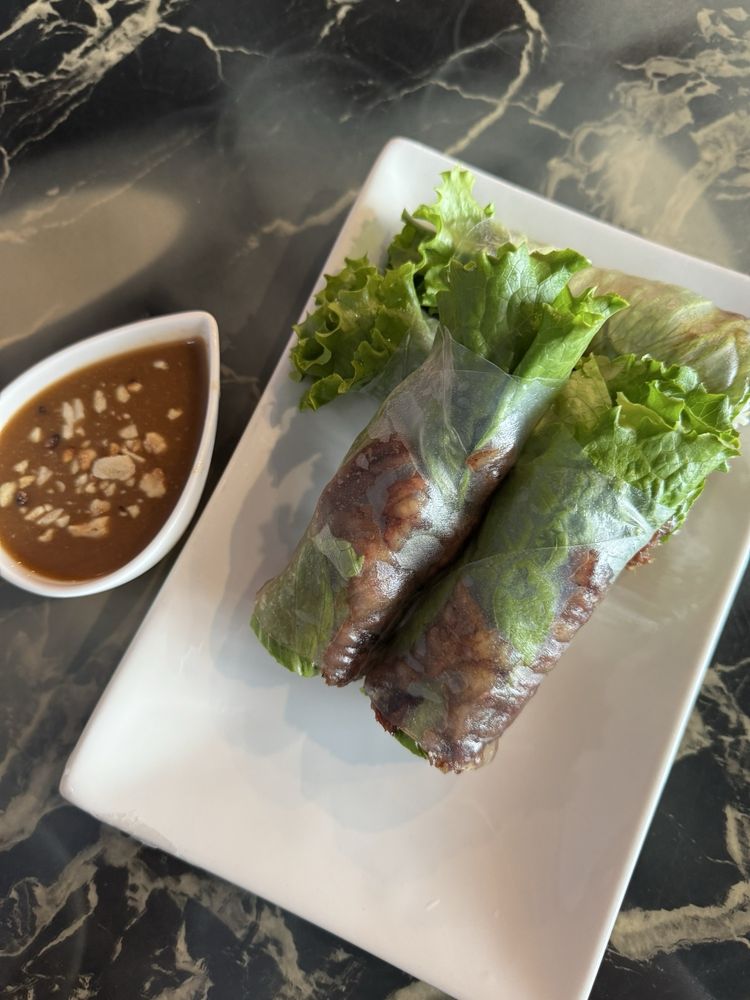 Fresh Spring Roll (4 Pcs)- Gỏi Cuốn - Chọn Gà, Bò, Tôm Hoặc Tâm Thịt