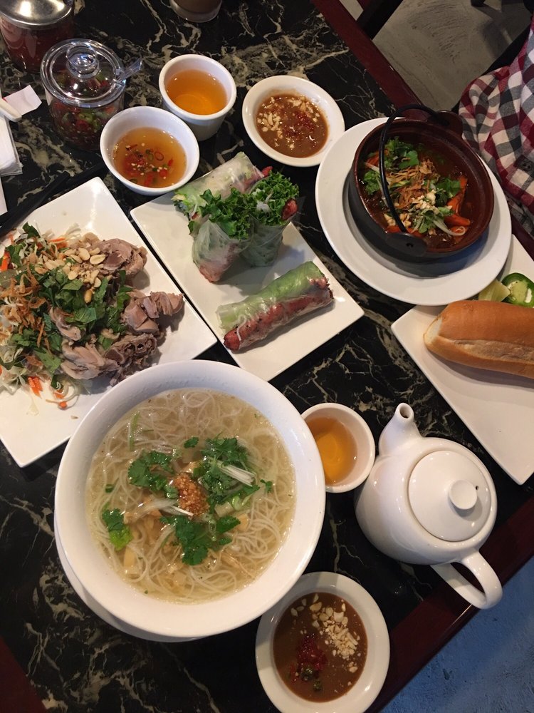 Duck & Bamboo Vermicelli Noodles Soup - Bún Mäng Vit