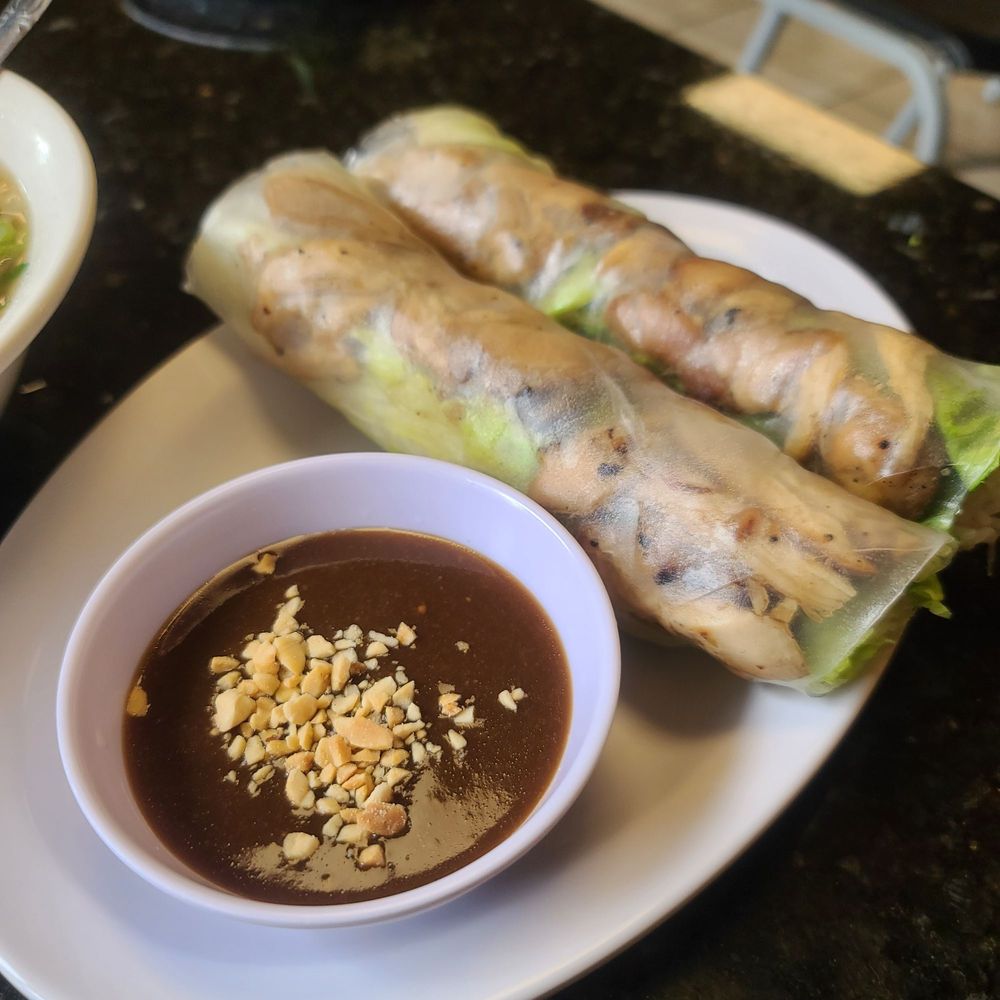 A02 Spring Rolls / Gỏi Cuốn
