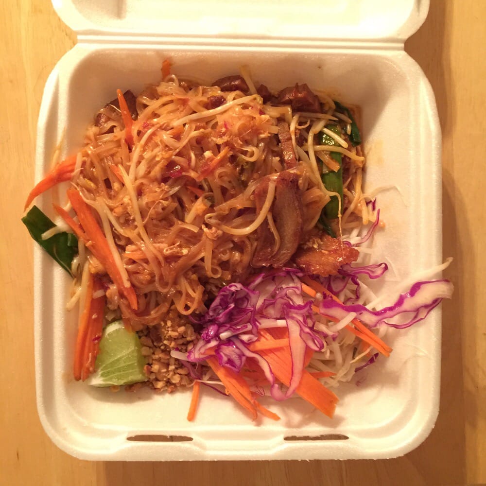 Pad Thai / Vegan Chicken, Beef or Tofu Pad Thai