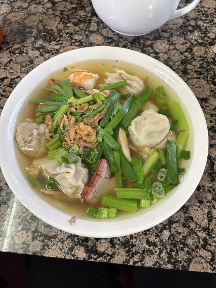 Combination Egg Noodle