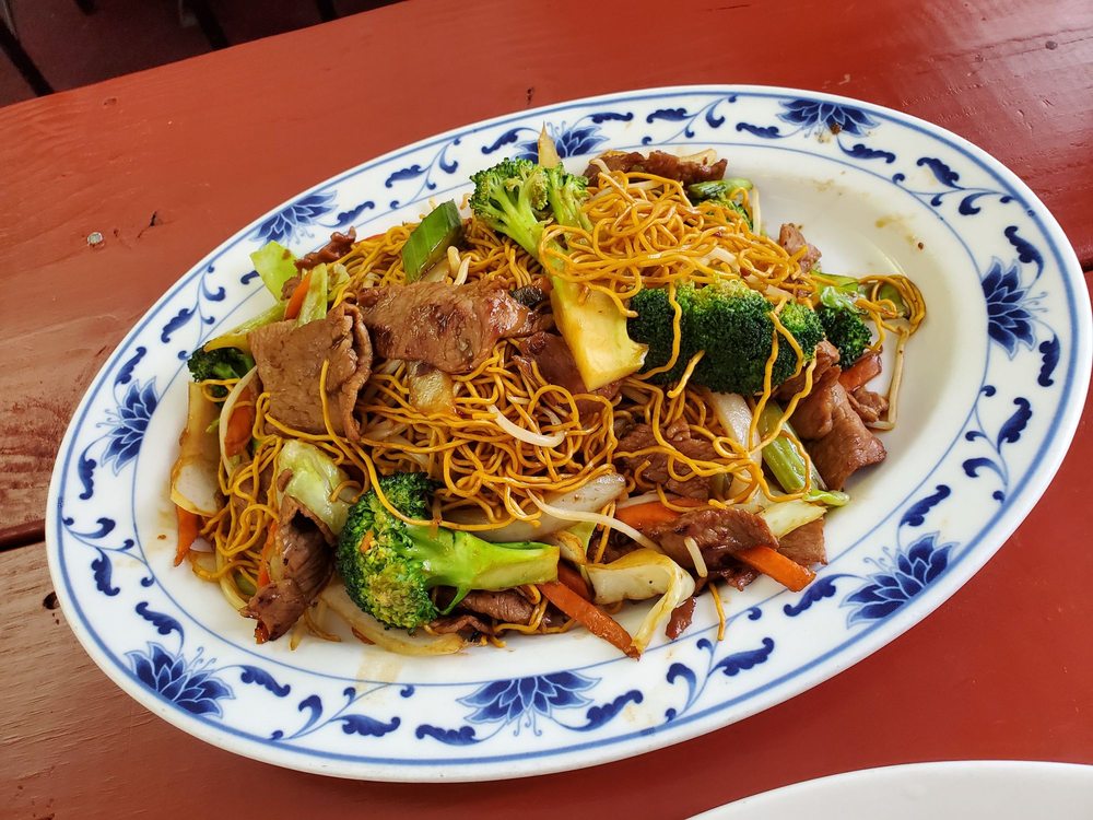 Combination Stir-fried Egg Noodle