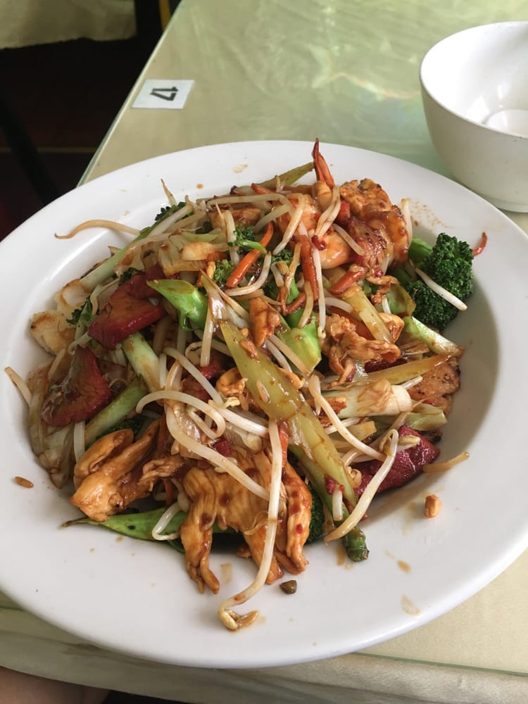 Crispy Noodle Seafood