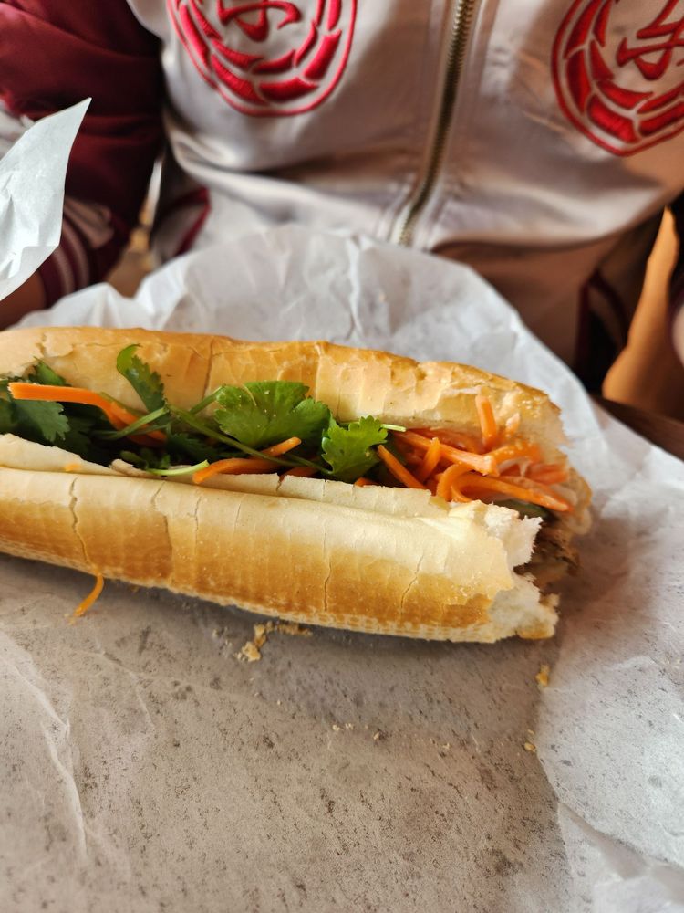 Grilled Chicken Banh Mi