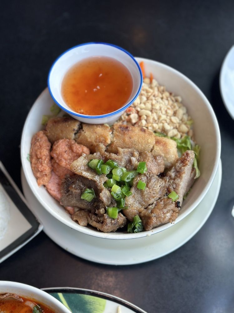 Rice Vermicelli Bowl Combo