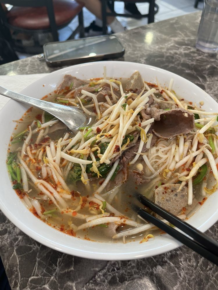 Pho Tai