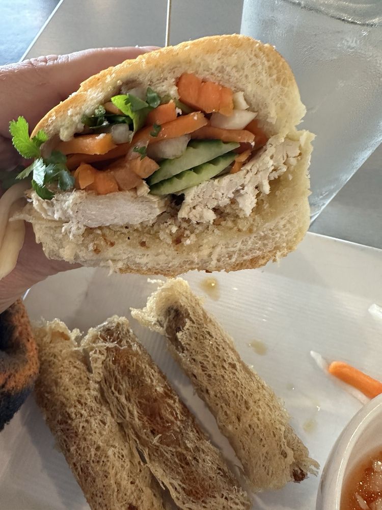 Chicken Banh Mi
