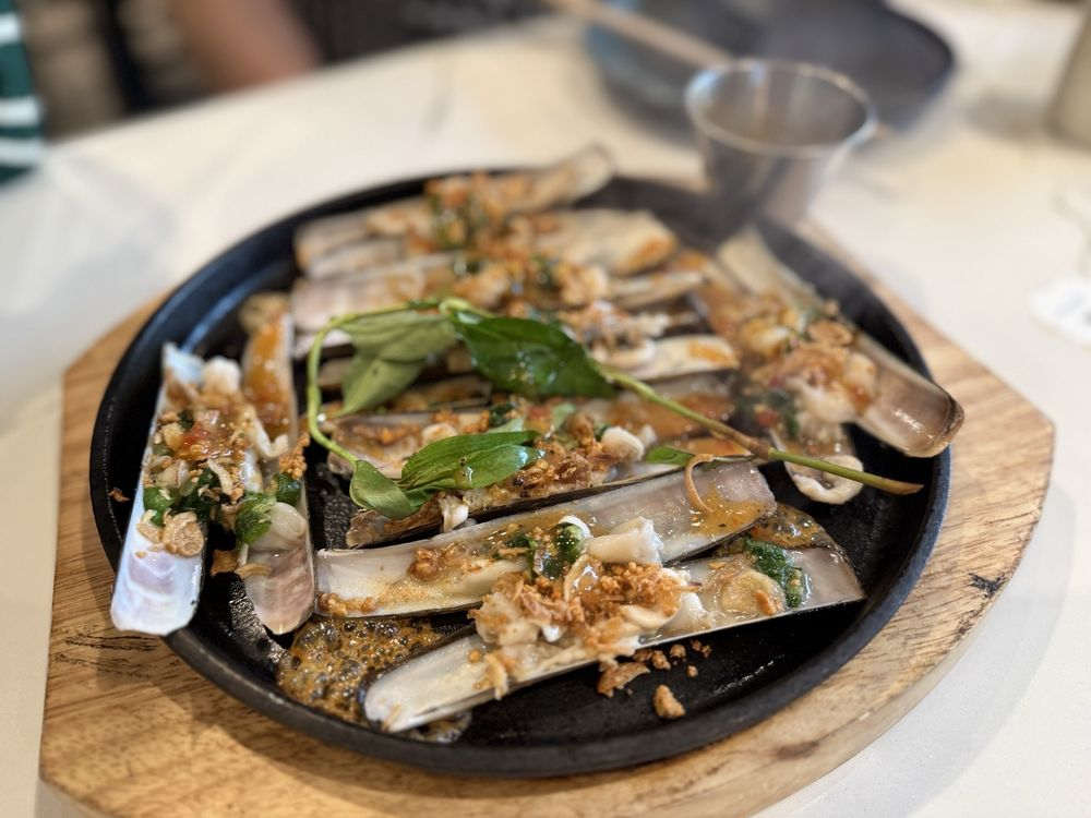 Noodles Stir Fried Razor Clam