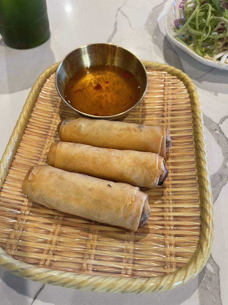 Cha Gi - Crispy Fried Egg Rolls