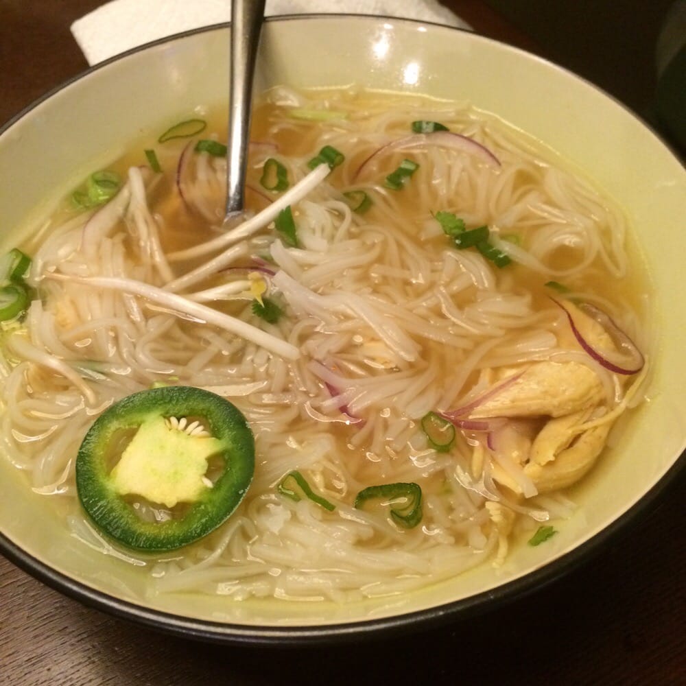 Ga Kho Sa Ot - Chili Lemongrass Chicken Breast