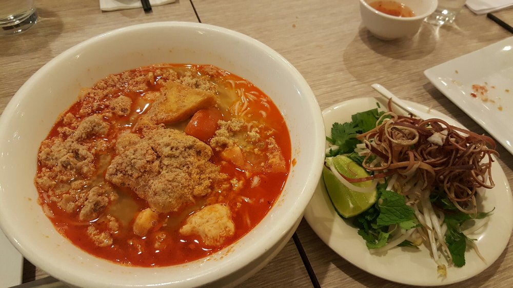 Bun Rieu - Crab Paste Tomato Noodle Soup