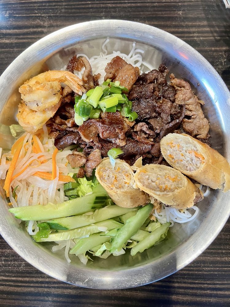 Bun Vermicelli Noodle Salad