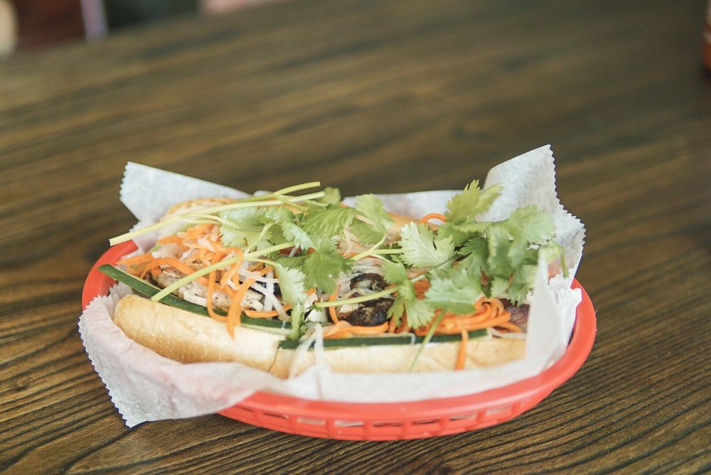 Chicken Banh Mi