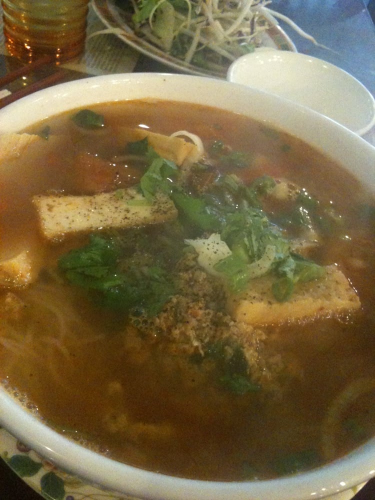Bun Rieu