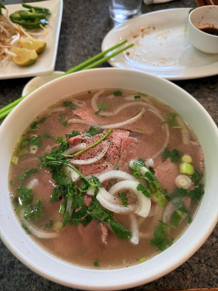 Pho Tai