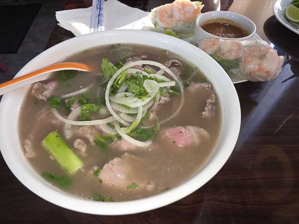 Pho Tai