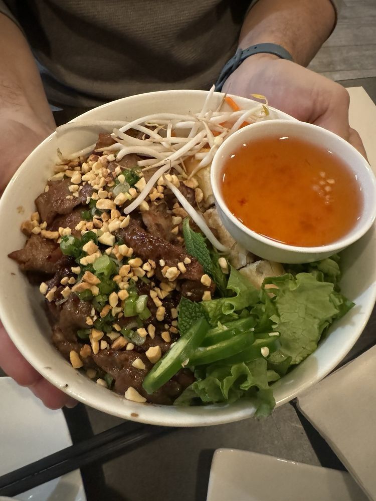 Grilled Pork & Egg Roll