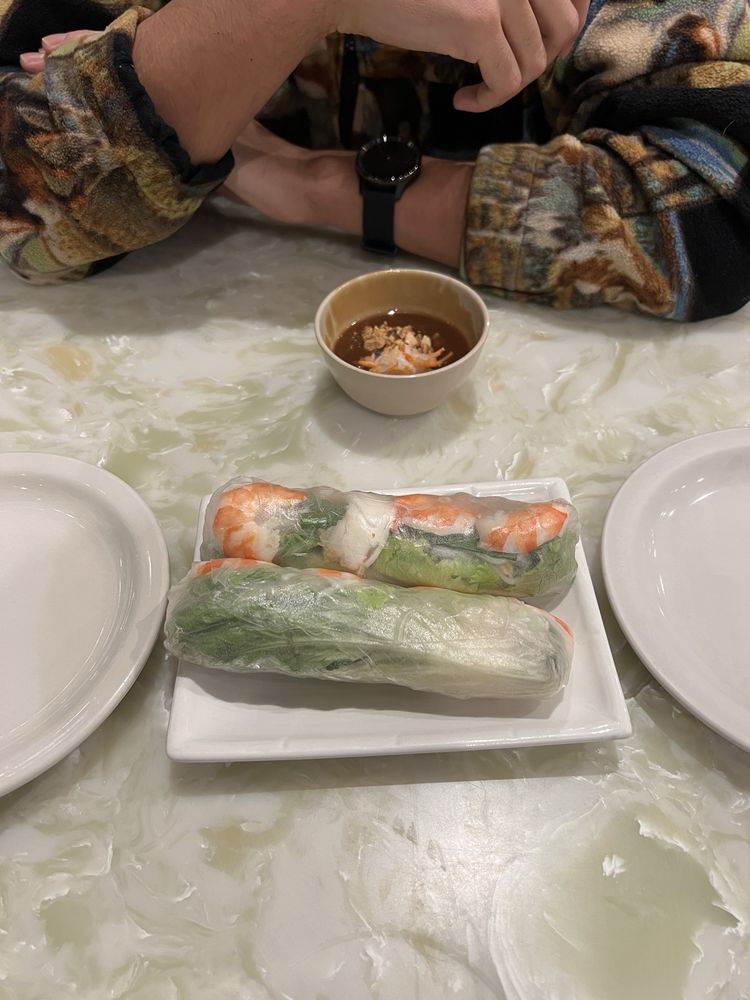 7b. Fresh Shrimp Spring Rolls