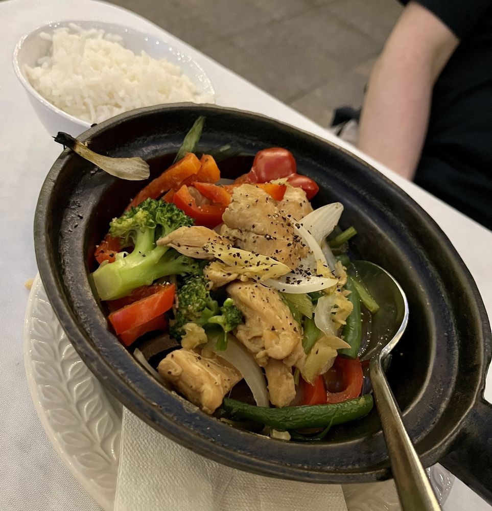 Claypot Ginger Chicken