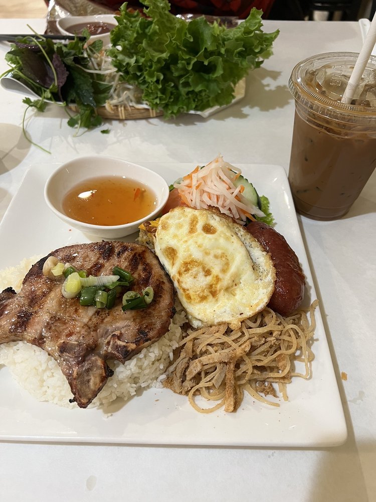 Grilled Pork Chop / Com Suon