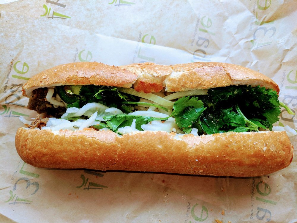 Grilled Pork Salad Rolls