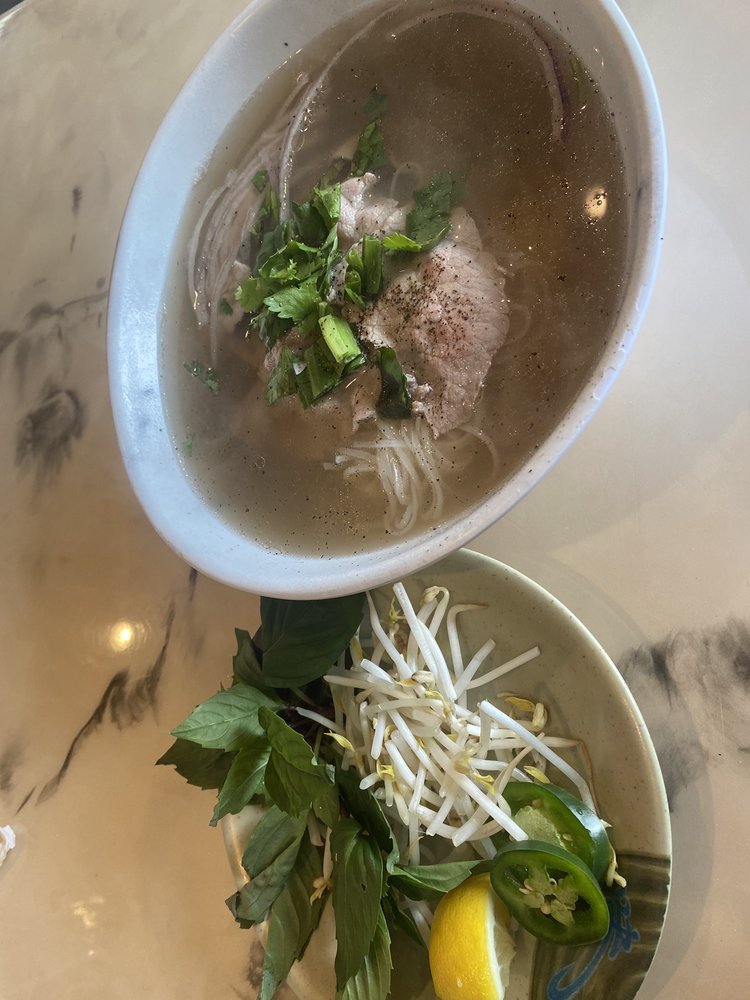 Pho Tai