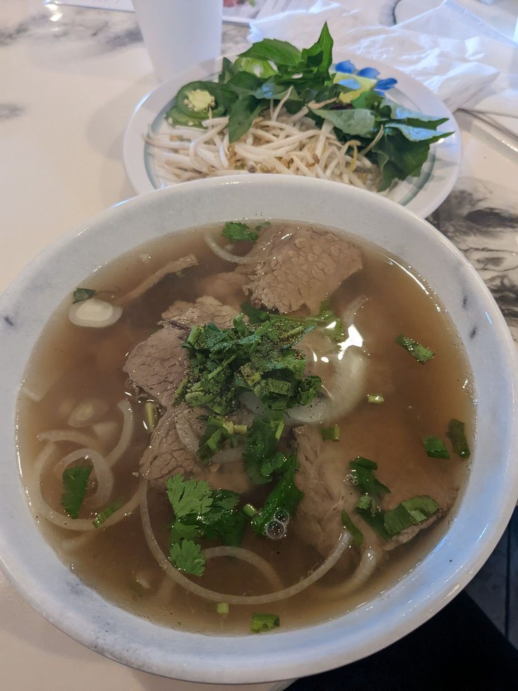 Rare Steak+ Brisket Pho