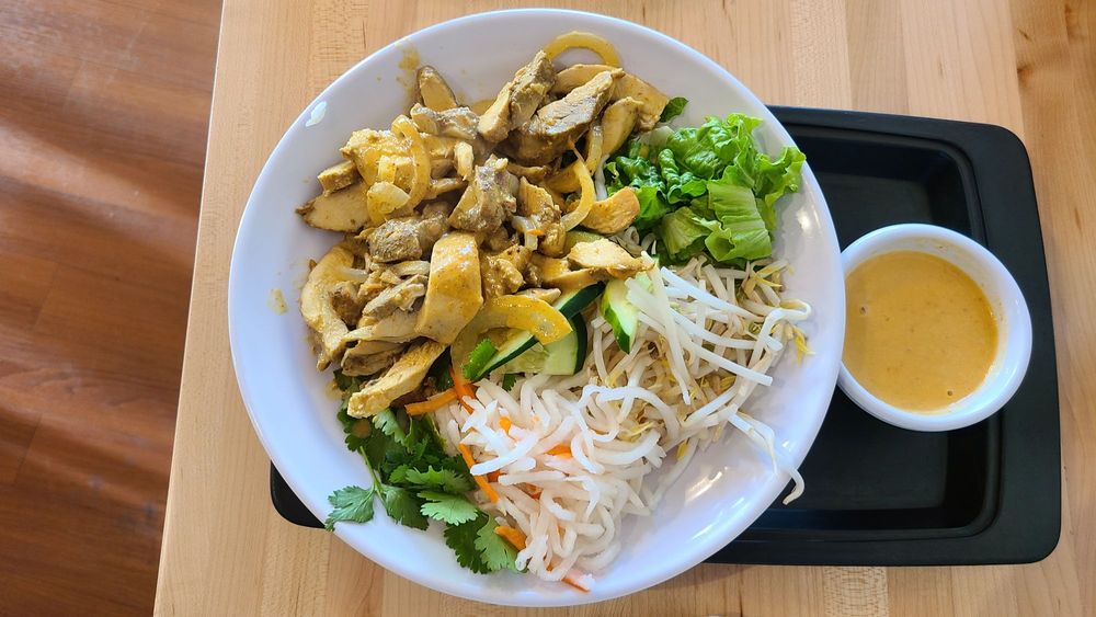 Curry Chicken Bowl
