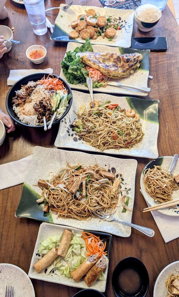 132 Rice Noodle Soup