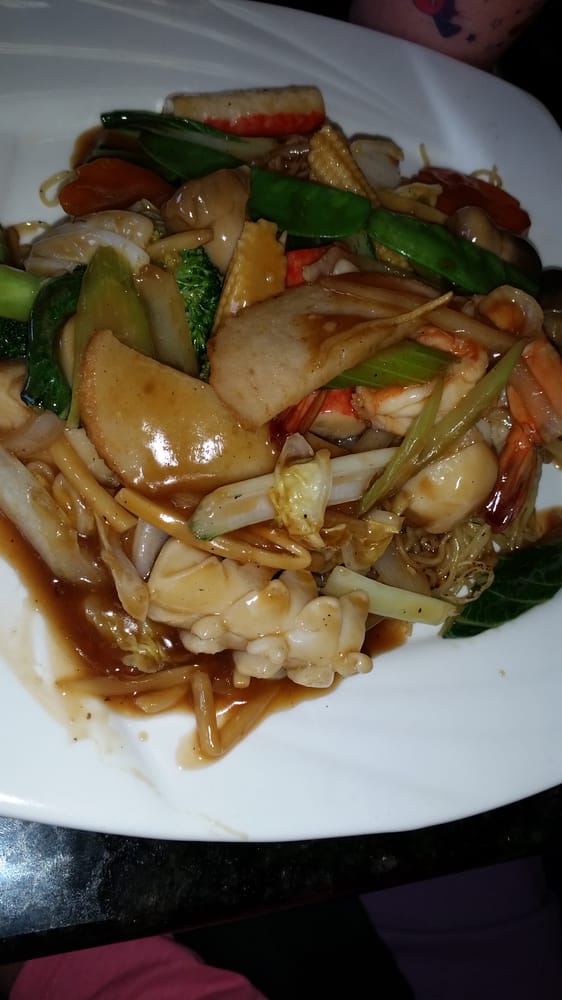 Combination Chow Mein