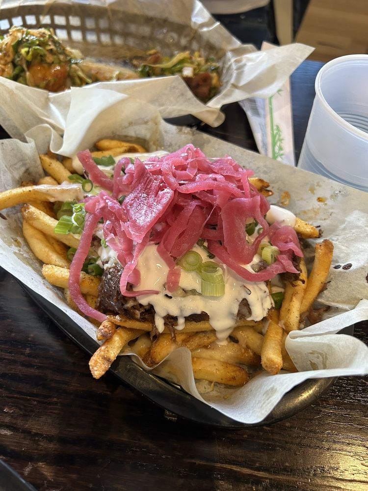 Kalbi Poutine