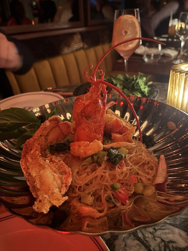 Twin Lobster Noodle