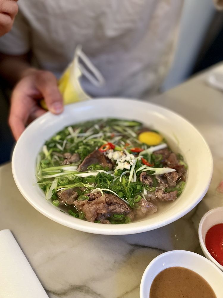 Pho Thin Ha Noi / Wok-seared Beef Pho