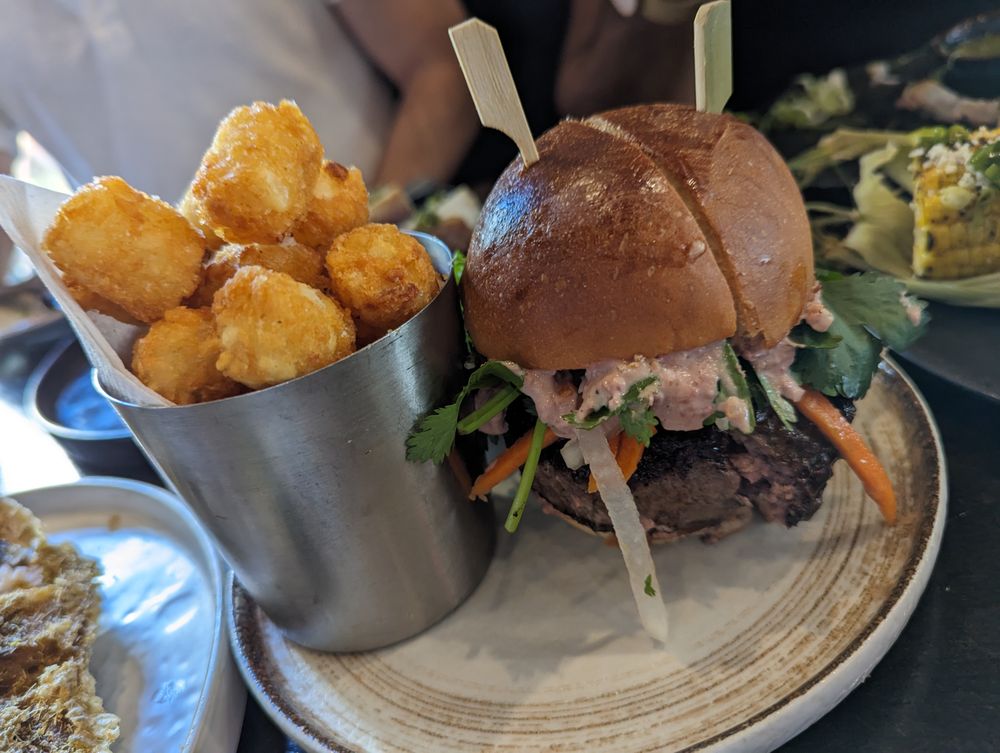 Banh Mi Burger
