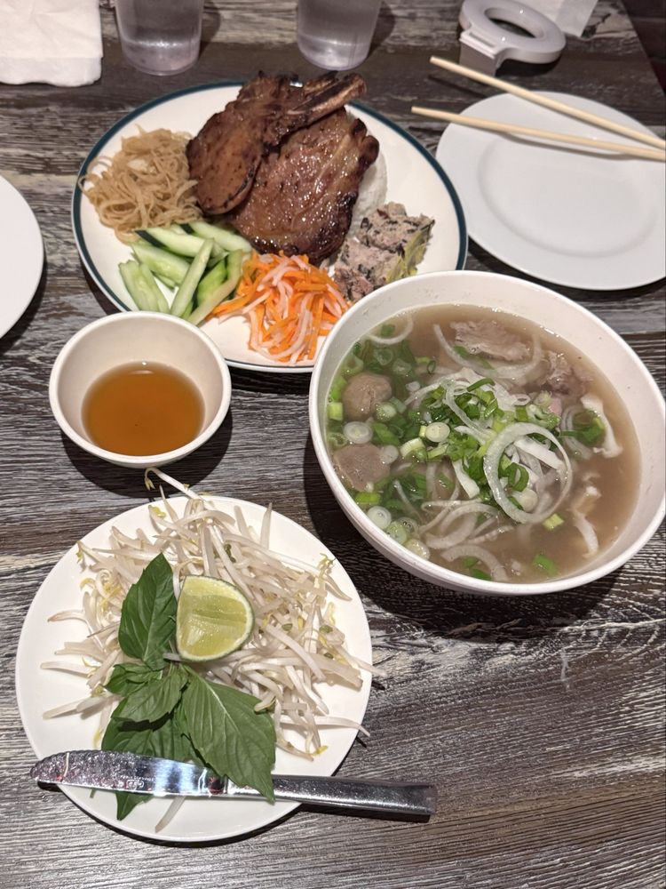 Pho Bo Cô Út