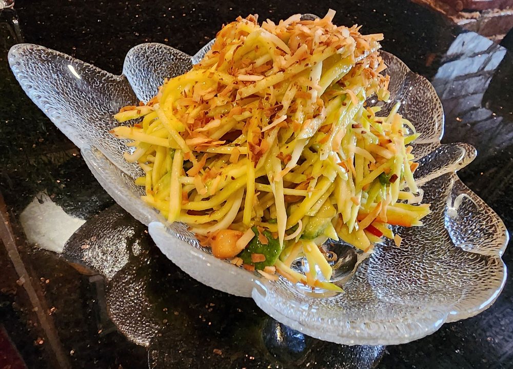 Mango Salad / Gnoam Svay