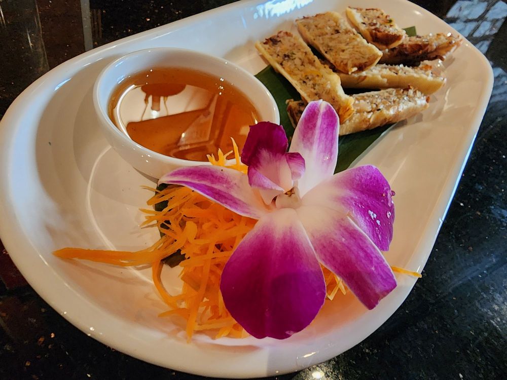 Shrimp and Crabmeat Spring Rolls