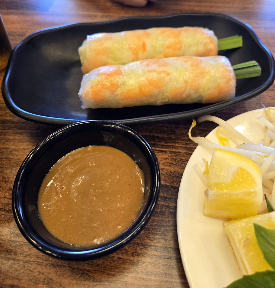 Grilled Pork Summer Roll