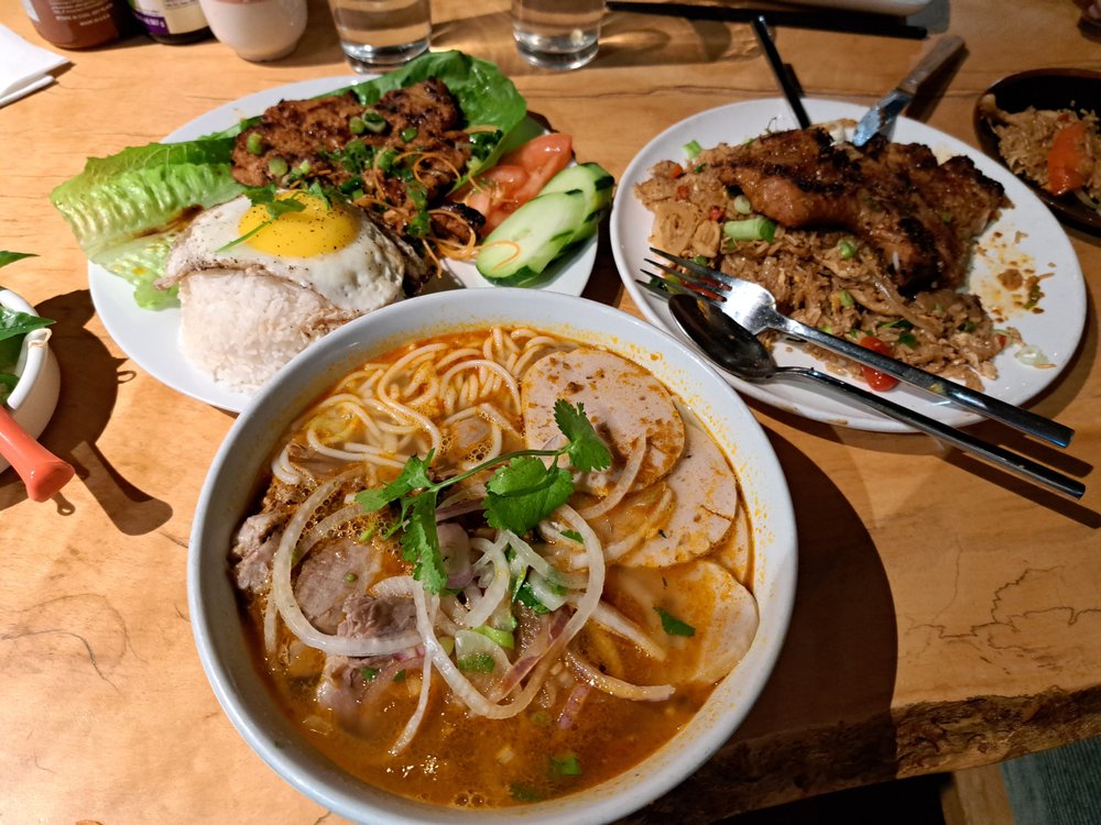 Grilled Lemongrass Pork Chops