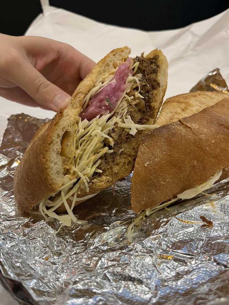 Grandma 's Braised Pork Sandwich