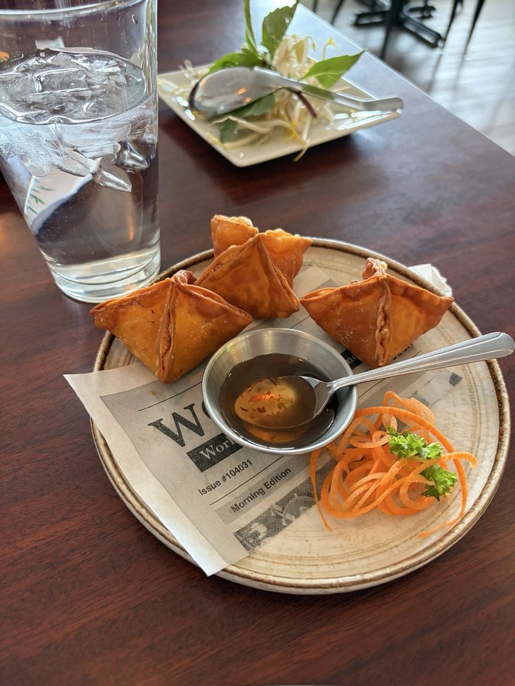 Crab Rangoon