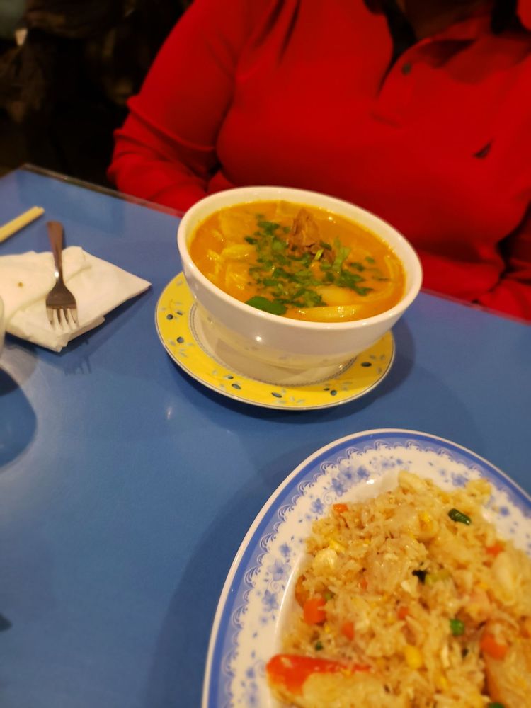 Chicken Rice Noodles Soup